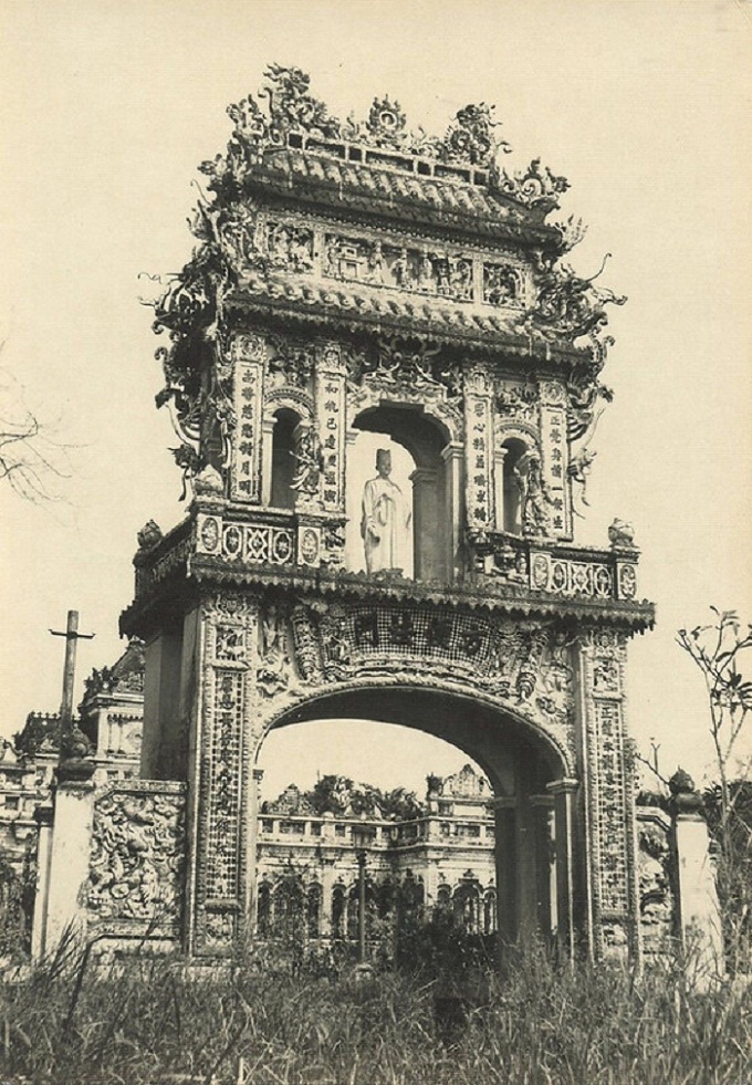 pagode Vinh Trang porte ancien